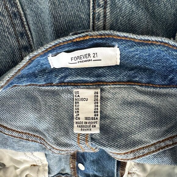 Forever 21 Premium Distressed Denim Highrise Shorts - Picture 3 of 3